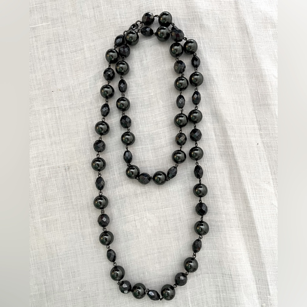 Jet Bead Necklace Dark Gray